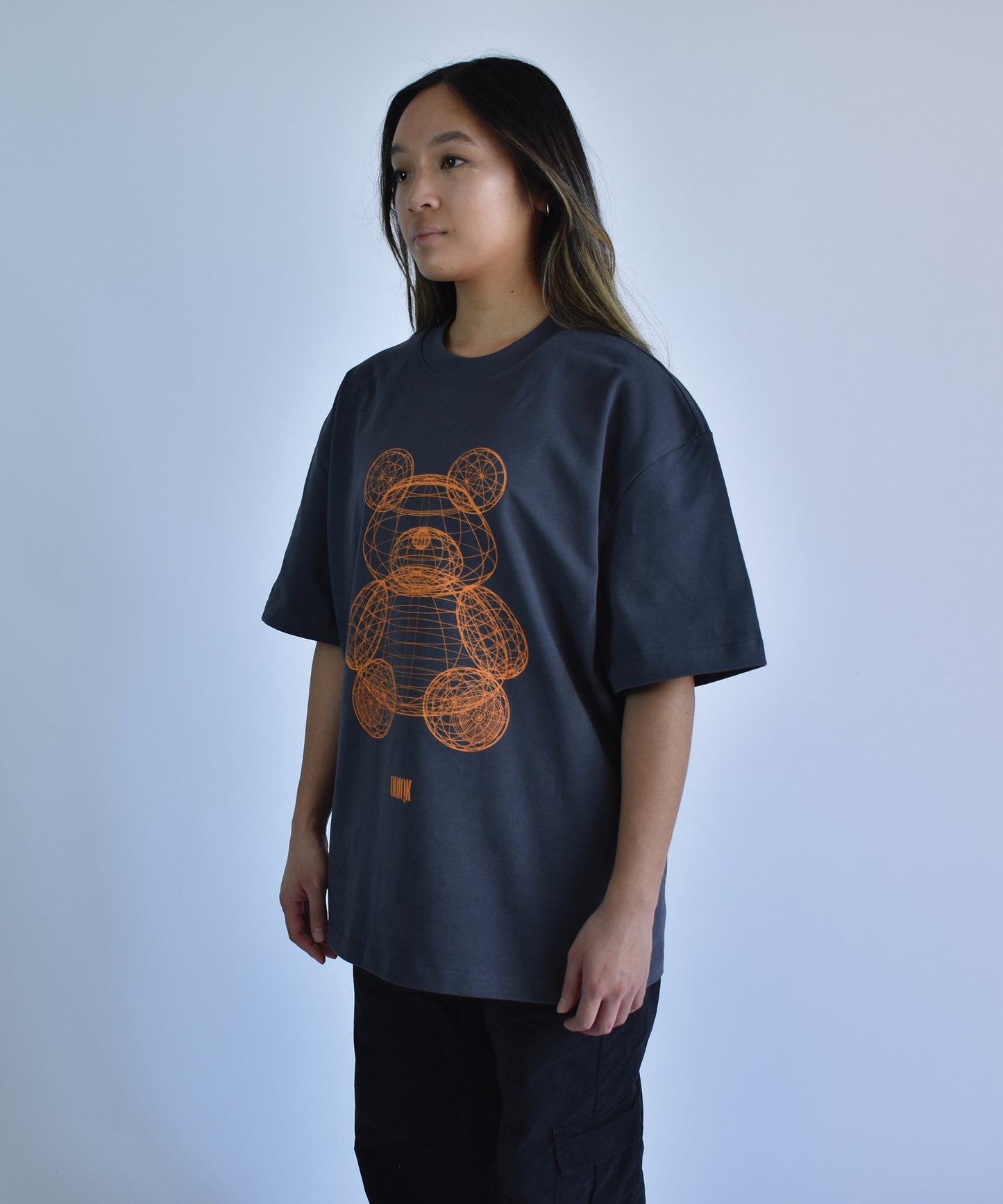 Uniqk Teddy Bear Oversized T-shirt Grey Model Side