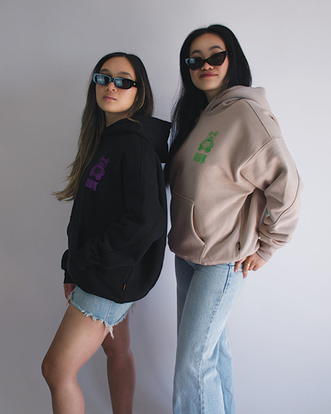 UNIQK 600gsm Teddy Bear Oversized Hoodie Black and Cream 100% Cotton Fleece Back Female Models Photo studio
